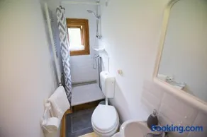Aura's Guest House - Image 5