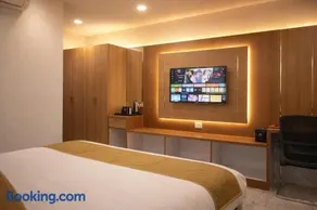 Ganga Inn By Double Tree - Image 4