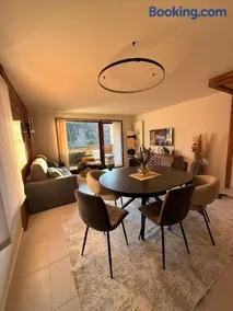 SixT Lodge - Image 2