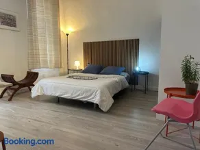 Nini house - Image 1