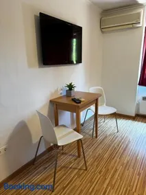 Füred Apartmanház - Image 4