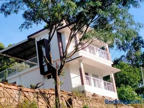 Amber Mount Resorts - Image 1