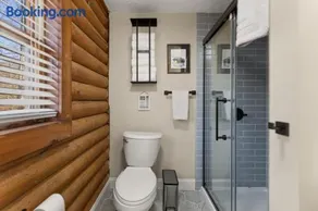 Lake Cumberland Cedar Hideaway - Image 3