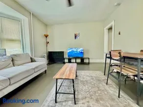 Great Value Condo With Parking - Image 1