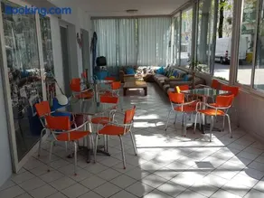Hotel TV - Image 2