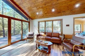 Lakeside Lodge - Image 3