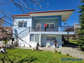 Dinaki apartment - Image 1