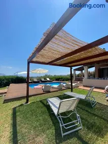 Georges Villa Galaxidi, family, pool and garden - Image 3