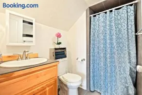 Bo360 Old West Landing with Hot Tub and Sunrise Views - Image 5