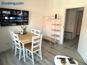 PFA-Stadtwohnung, schön gelegen, voll ausgestattet - Image 2