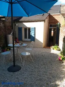 Chez Louise - Image 2