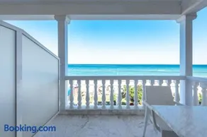 Blue Flag Beachfront Studios, Nilie Hospitality MGMT - Image 2