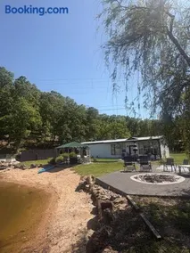 Cozy Cove and Lake house - Image 3