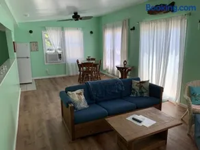 The Boat House - Water Front, WiFi, Pet Friendly home - Image 1