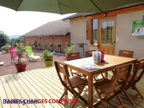Charmant gîte à la ferme avec terrasse et animaux admis - Image 1