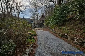 Chateau DuMont Mountain Views Hot Tub & Pet Friendly - Image 5