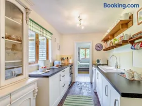 3 Bed in Watchet oc-95161 - Image 5