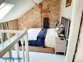Charmante maisonnette en duplex au pied du Château - Image 2