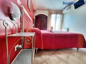 B&B Epos   Acitrezza - Image 1