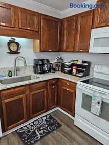 3-bedroom Townhouse near HPU - Image 3