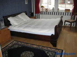 Leibniz6 Stilvolles Privatzimmer - Image 2