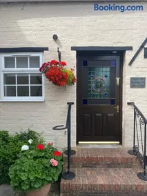 The Coach House at Copper Hall - Image 1