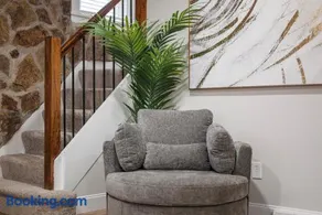 Modern and Cozy 3BD Home in Gibsonia-Pittsburgh - Image 5