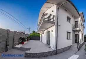 H2O Accommodation - Image 2