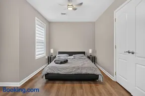 Pocono Getaway Lake & Pool in Gated Community - Image 3