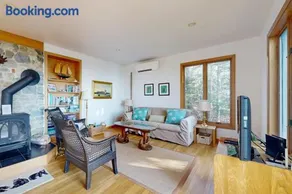 Oceanfront home with water views - central AC, washer/dryer & beach access - Image 1