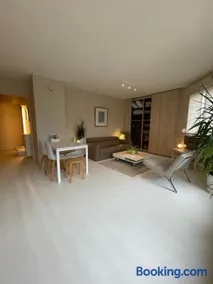 Appartement ,superbe terrasse 40m2 , vieux Lille , centre ville - Image 4