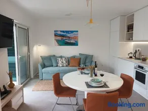 JesLiving Hvar - Elegant 2 Bedroom Apartment near the Sea in Historic Center of Hvar Town - Image 4