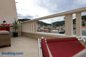 Apartment View - Image 5