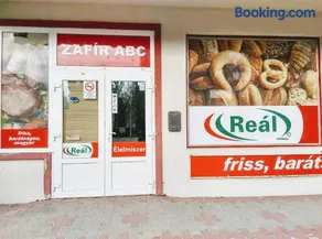 Fesztivál Nyaralóház - Image 4