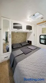 2-bedroom Camper Trailer Cottage #3 - Image 3