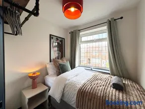 Family & Pet-Friendly 5pp, Parking, 20 min to City - Image 5