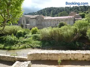 Maison de caractère face à l abbaye de lagrasse - Image 1