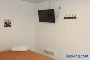 Habitación con baño privado independiente - Image 2
