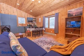 Lake View Loft - Image 3