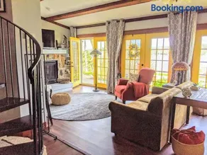Cottage on the Mississippi Venue and dog friendly - Image 1
