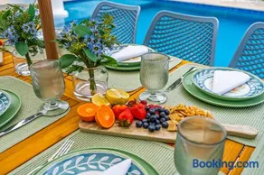 Poolside Playhouse & Arcade Retreat, Sep Deal - Image 4