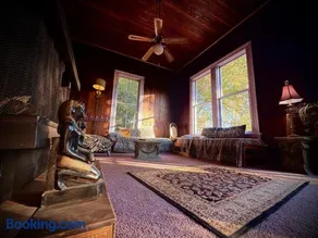 Royal Nesu Retreat House - Image 1