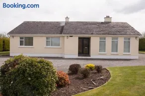 Eagle View Holiday Home by Trident Holiday Homes - Image 1