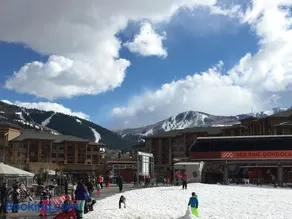 Best Location, Larger Upgraded 1 Bedroom, Pool, Ski in Ski Out C104 - Image 4