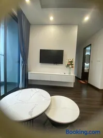 Ngoc Homestay Hoàng Huy Grand Tower - Image 1