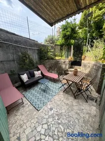 Cosy cottage by Alice Main Street & jardin - Image 1