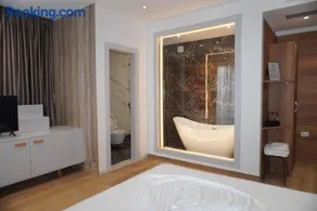 Hotel Colis - Image 2