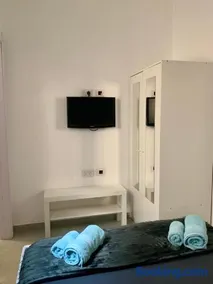 Cosy 2 rooms Flat fully equipped Bat Yam City Center 5 min to beach near Tel Aviv - Image 5