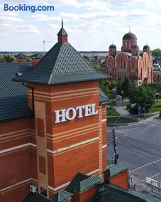 Golden Lion Hotel - Image 3