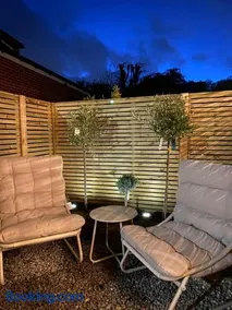 Spa Garden Cottage - Upper Hopton - Image 3